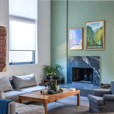 Varkiza Minimal Residence-5minsea *